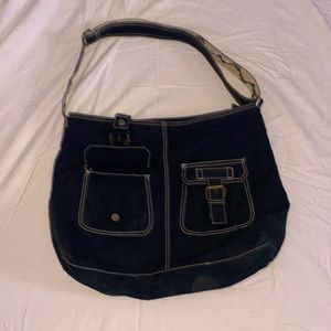 wide size bag, lot of space for anything.